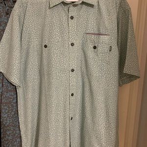 SS Howler Brothers Shirt. Once worn. Have too many